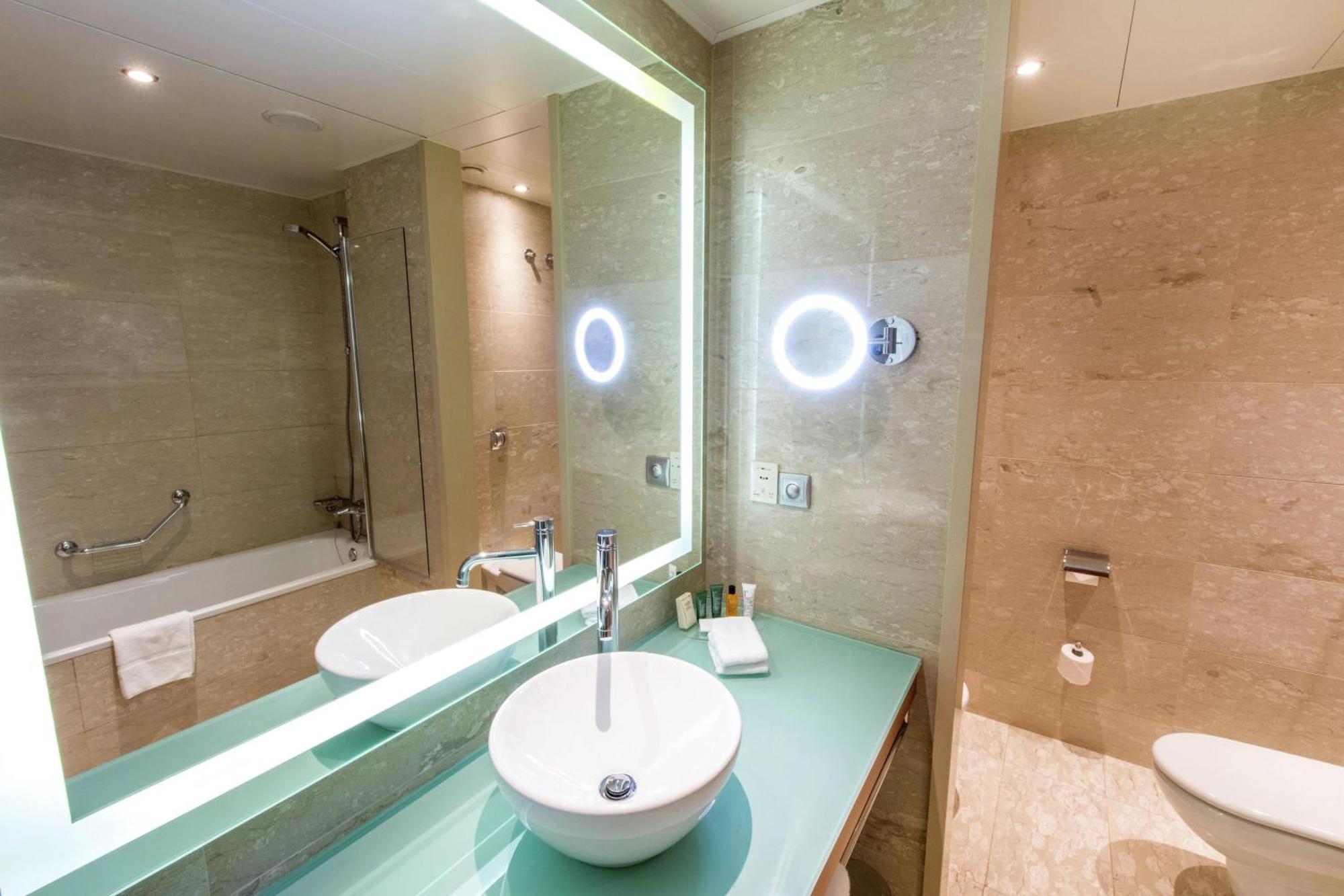 Executive King Room Sea View